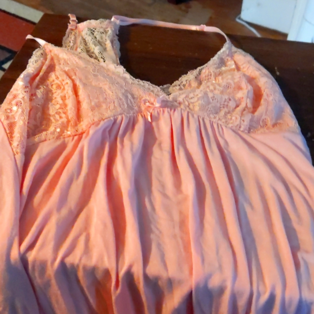Women's t-back Chemise